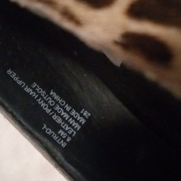 Steve Madden women's shoes size 8.5 leopard print. Made from Pony hair & leather - Picture 3 of 4